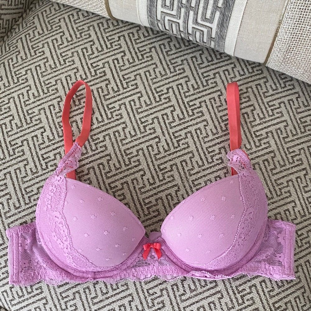 AERIE PINK LACE W CORAL STRAPS PUSH-UP BRA 32B-EUC